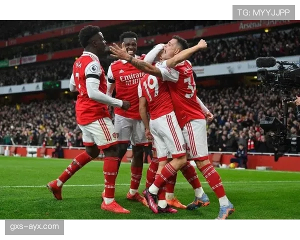 多特蒙德锋线爆发状态回升，争冠前景一片光明