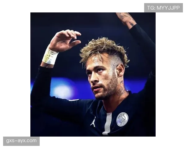 内马尔2.22亿欧元天价转会引爆足坛，开启足球市场新纪元