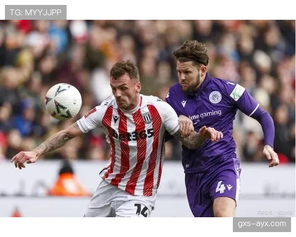 埃因霍温主帅掀起进攻风暴,状态回暖点燃激情足球新篇章 埃因霍温主帅掀起进攻风暴,状态回暖点燃激情足球新篇章