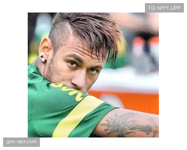 内马尔纹身背后的深情故事：用身体铭记人生重要时刻