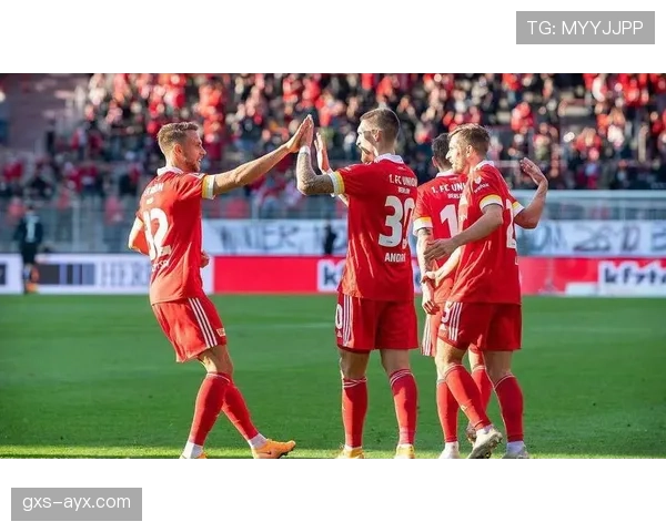 兹沃勒反击效率飙升,球队在联赛中展现出稳健表现与竞争力增强 兹沃勒反击效率飙升,球队在联赛中展现出稳健表现与竞争力增强