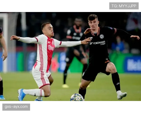 切尔西的崛起之路，豪门定位危机背后的战术革新与阵容管理争议