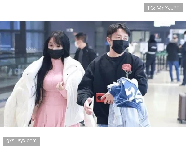 邹市明结婚照里那咖啡厅成了他赛场外最大豪宅？