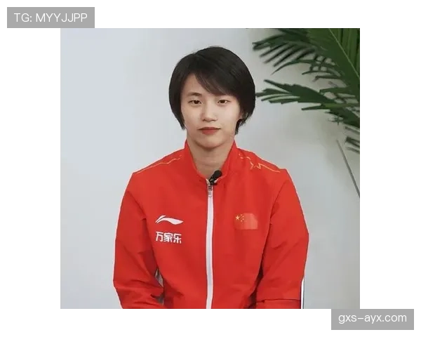 陈芋汐开奖场下居然这么奢侈，假期简直不像跳水选手了！